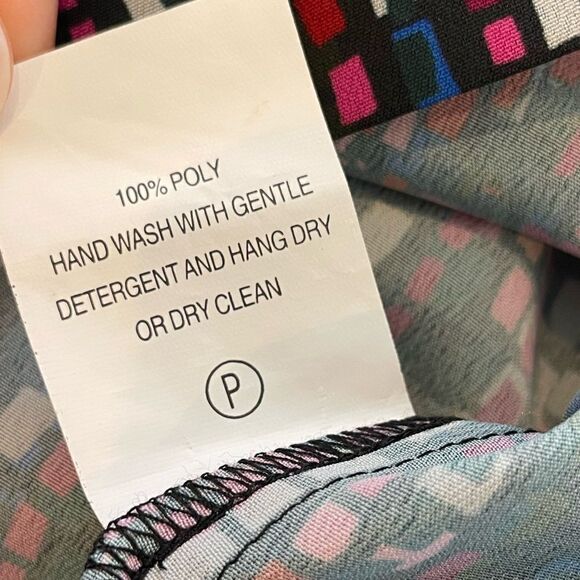 EUC Marie Oliver Mosaic Long Sleeve Blouse Sz. S - Picture 3 of 4